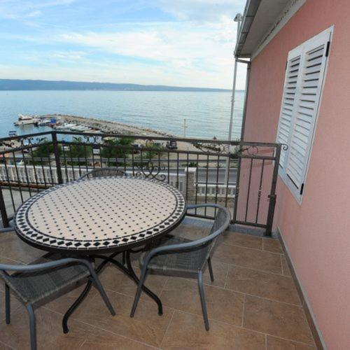 Apartmani Ivo Podstrana Exterior photo